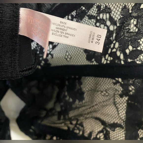 Victoria’s Secret Vintage Black Lace Bustier - Picture 5 of 5
